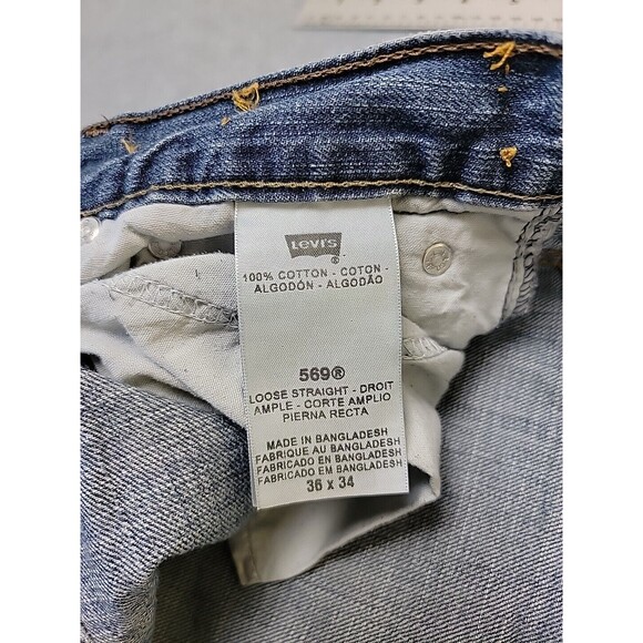 Levis 569 Mens Jeans 38x32 Loose Baggy Straight Blue Cotton Whiskered Mid Rise - Picture 10 of 15